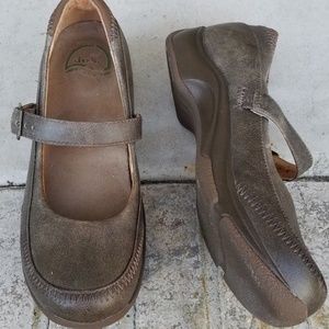 DANSKO Distressed Leather Non Slip Mary Jane Shoes